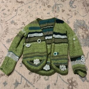 Vintage green knitted sweater